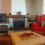 Frosos Beachfront Maisonette Acharavi